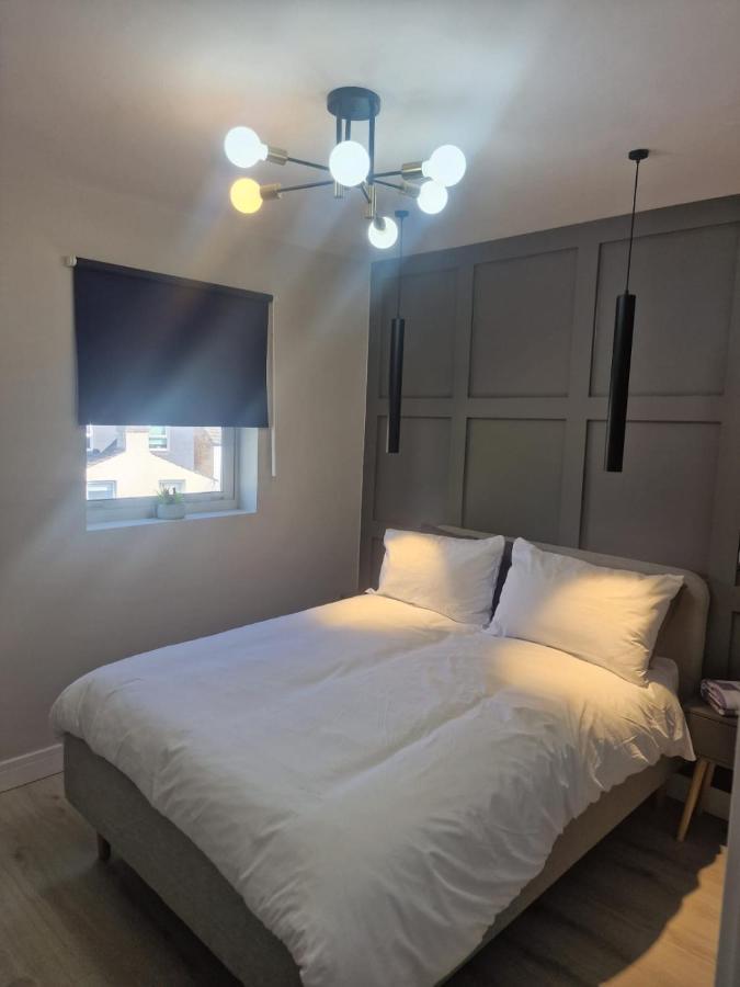 Collier'S Wood En-Suite Apartments Londyn Zewnętrze zdjęcie